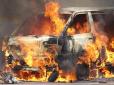 Лишив передсмертну записку: На Чернігівщині чоловік згорів живцем в авто