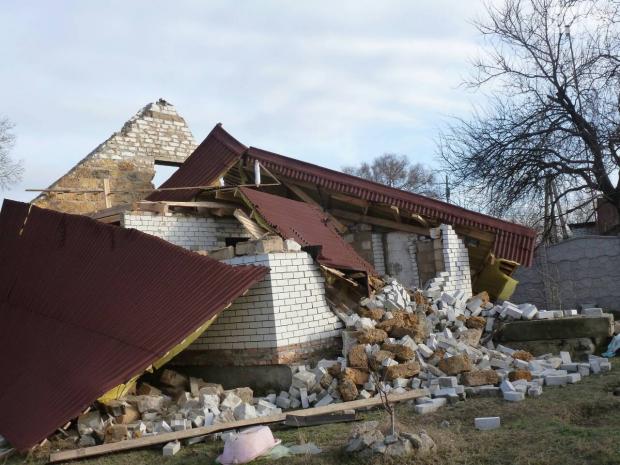 Зруйнований будинок. Фото:061.ua