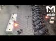 У Москві при спробі підпалити Раду Федерації загорівся чоловік (відео)