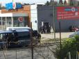 Теракт у французькому супермаркеті: Терорист ІДІЛ з Марокко захопив сотні заручників, поліція ліквідувала зловмисника