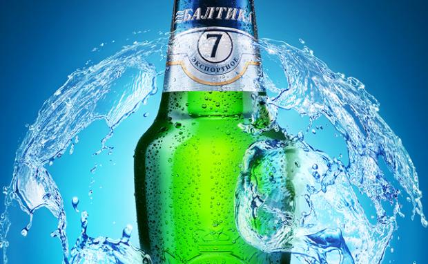 VIP-ложу в Криму вирішили пригостити пивом "Балтика". Ілюстрація: соцмережі.