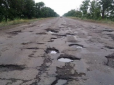 Гроші в асфальт: Через які корупційні схеми зникають гроші на ремонт доріг в Україні (відео)