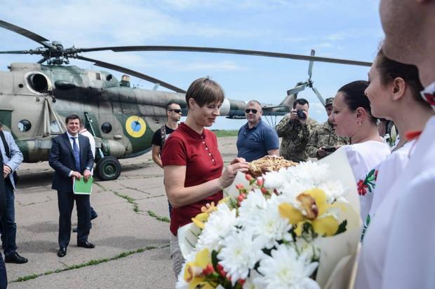 Керсті Кальюлайд прибула на Донеччину. Фото:facebook