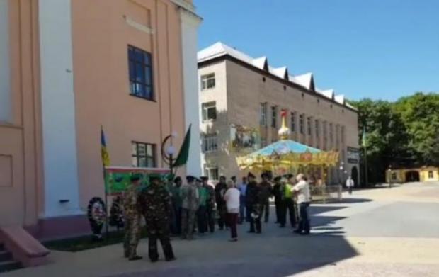 На Черкащині святкували День російського прикордонника. Фото: скріншот з відео.