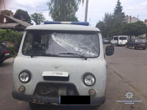 На Рівненщині бурштинокопачі побили поліцейських. Фото: НПУ