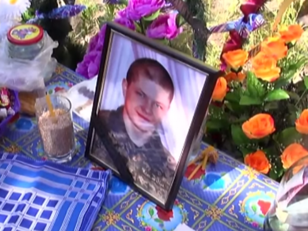 Ігор Петро загинув 20-річним. Фото:скрін відео