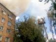 Під Києвом сталася пожежа у багатоповерхівці, мешканців евакуювали (фото, відео)