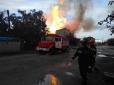 Горить спиртзавод: Біля Тернополя спалахнула масштабна пожежа (фото, відео)