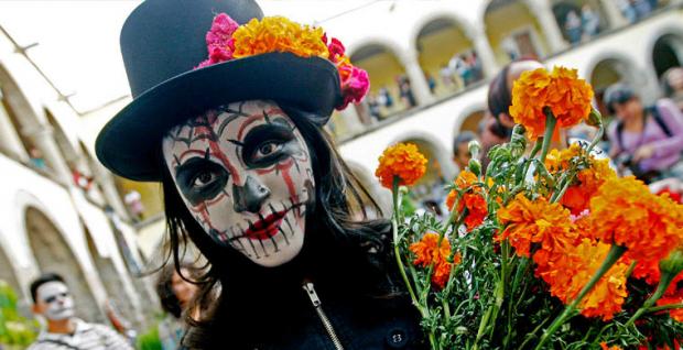 Мексиканець, який святкує День мертвих. Фото: соцмережі.