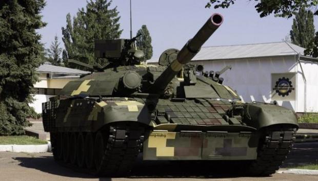 Українські військові отримали новітню техніку та озброєння. Фото: Укрінформ.
