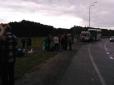 На Рівненщині перекинувся автобус з півсотнею пасажирів (фото)