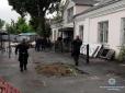 Злочинці проти злочинців: У Києві зі стріляниною пограбували підпільний конвертаційний центр (фото)