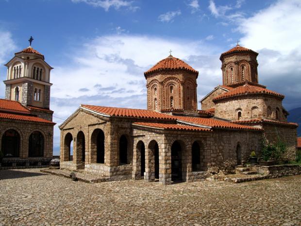 Макелонську церкву вважають "неканонічною". Фото: Вікіпедія.