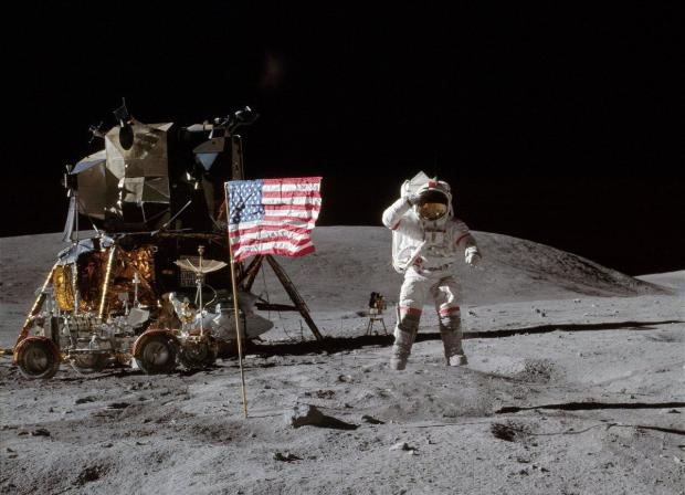 США збираються розмістити придатну для життя станцію на Місяці. Фото: NASA
