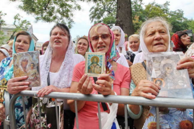 Молебень на Володимирській гірці, 27.07.2018 року. Фото:Главком