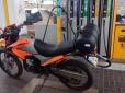 Подалі від коштовного бензину: В Україні почали переобладнувати мотоцикли на споживання газу