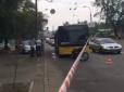 Не поділили дорогу: У Києві мотоцикліст відкрив стрілянину по водієві автобуса (фото)