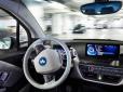 Автомобілісти перетворяться на пасажирів: Фахівці обіцяють справжню техічну революцію в автопромі до 2025 року
