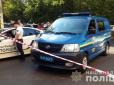 Серед білого дня: В Одесі поранили місцевого чиновника (відео)