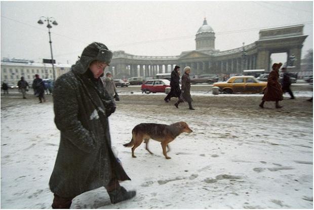 Невський. Санкт-Петербург, 2000.