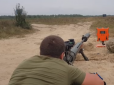 Її звати Сабіна: Волонтери створили снайперську гвинтівку, яку назвали на честь загиблої на Донбасі дівчини-медика (відео)
