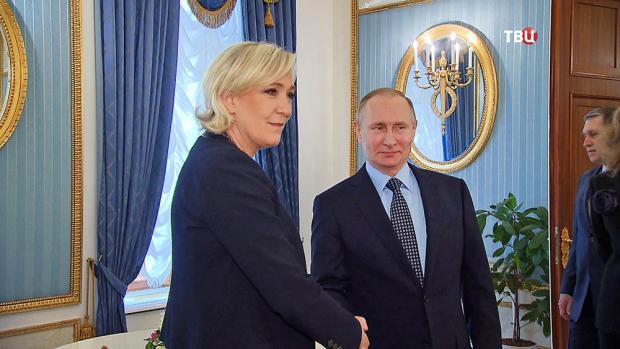 Марін Ле Пен і Путін. Фото: скріншот з відео.