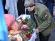 День трауру: Київ попрощався з героєм 72-ї ОМБр Володимиром Матвієнком (фото, відео)