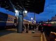 На Центральному залізничному вокзалі столиці евакуювали 700 пасажирів потягу 