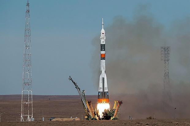 Із російською ракетою знову проблеми. Фото: РБК.