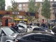 МегаДТП: З'явилося відео масштабного зіткнення автокрана з колоною машин у Києві
