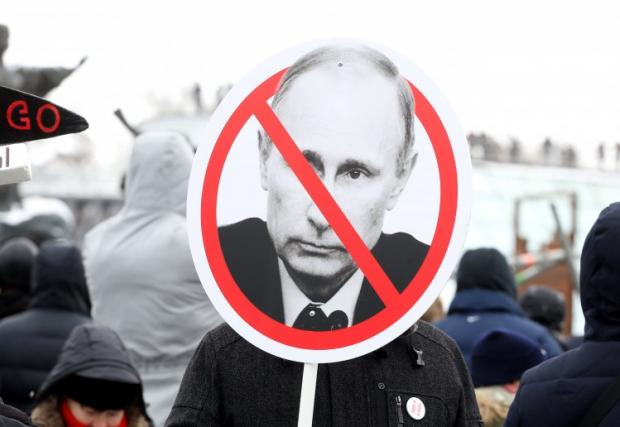 Санкції проти України необхідні Путіну для впливу на... росіян. Ілюстрація: УНІАН.