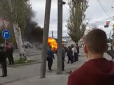 На Запоріжжі автомобіль вибухнув прямо під час руху (відео)