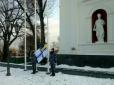 Тримайтесь, хлопці: Одеса підняла прапор ВМСУ на знак солідарності з полоненими росіянами моряками (фото)