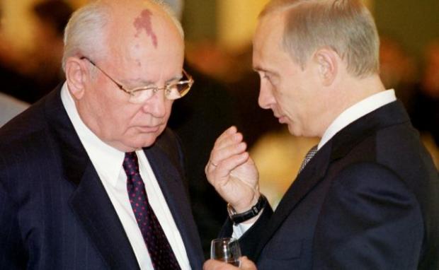 Горбачов розповів про головне страху Путіна: “Як у житі”