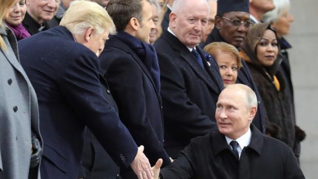 Путін не забув привітати Трампа. Фото: RT.