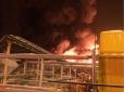 Підраховують збитки: На Росії спалахнуло найбільше родовище нафти (фото)