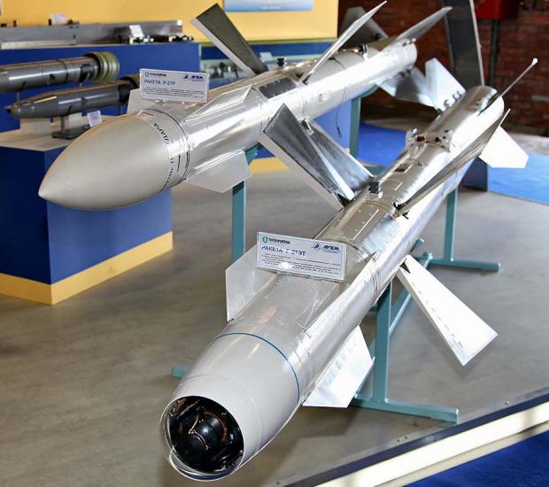 Зенітні ракети Р-27 виробництва ДАКХ «Артем» на виставці «Зброя та Безпека-2014»