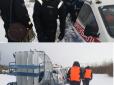 Чоловіки на снігоході провалилися під лід у Київському морі