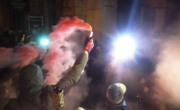 У Києві затримали націоналістів із труною: що трапилося