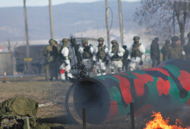 РФ розташувала вздовж українського кордону озброєні батальйони. Фото: Міноборони РФ. 