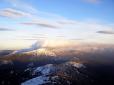 У мережі показали неймовірний зимовий ранок на найвищому масиві українських Карпат (фото)