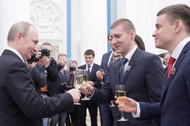 Путін готується "винюхувати гроші"? Фото: Твіттер.