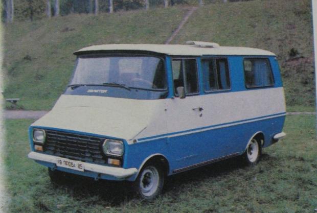 Мікроавтобус-дачу "Галатея" киянин Марлен Корінний побудував з фанери, обклеєної скловолокном. Ходова від Nysa, двигун від задньомоторної Skoda. Кемпери були популярні у саморобників, оскільки офіційно не продавались.