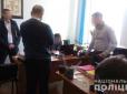 У Миколаєві поліція проводить обшуки в будівлі міської ради