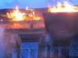 Десятки людей евакуйовано: В Одесі горіла багатоповерхівка (фото)