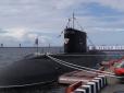 Підводний човен РФ з крилатими ракетами на борту вийшов у Чорне море