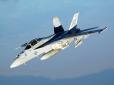 Новітні винищувачі США F/A-18 Super Hornet: Вражаюче видовище із кабіни пілота (відео)