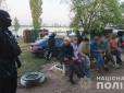 Били і морили голодом: На Одещині з трудового рабства звільнили 30 осіб (фото)