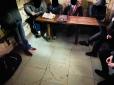 Нелюдські умови: Омбудсмени показали шокуючі фото з київського СІЗО