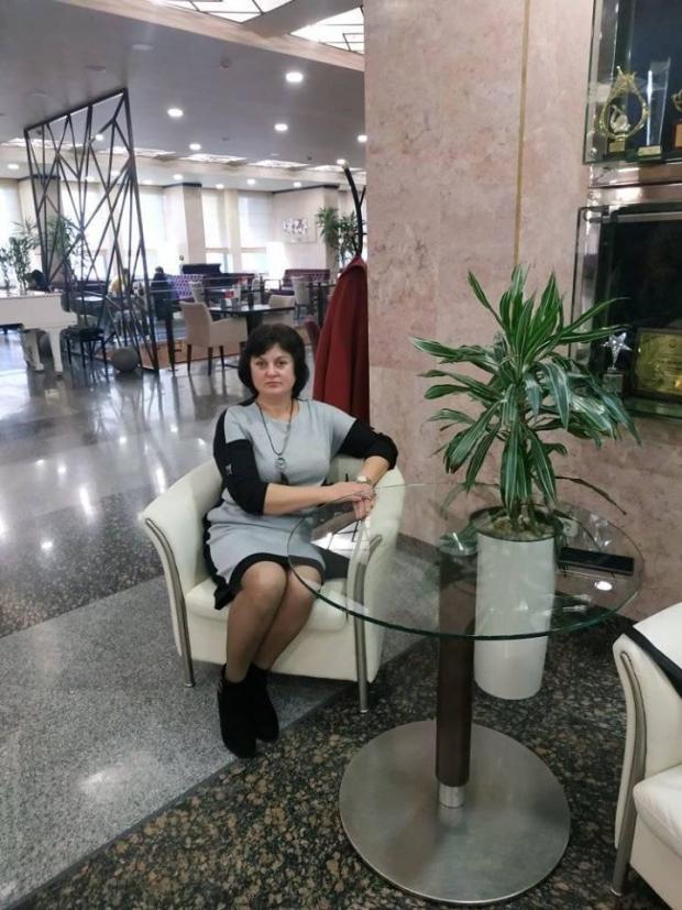 Начальниця управління освіти сільської громади наказала провести службове розслідування щодо вчительки. Facebook Олени Солониної